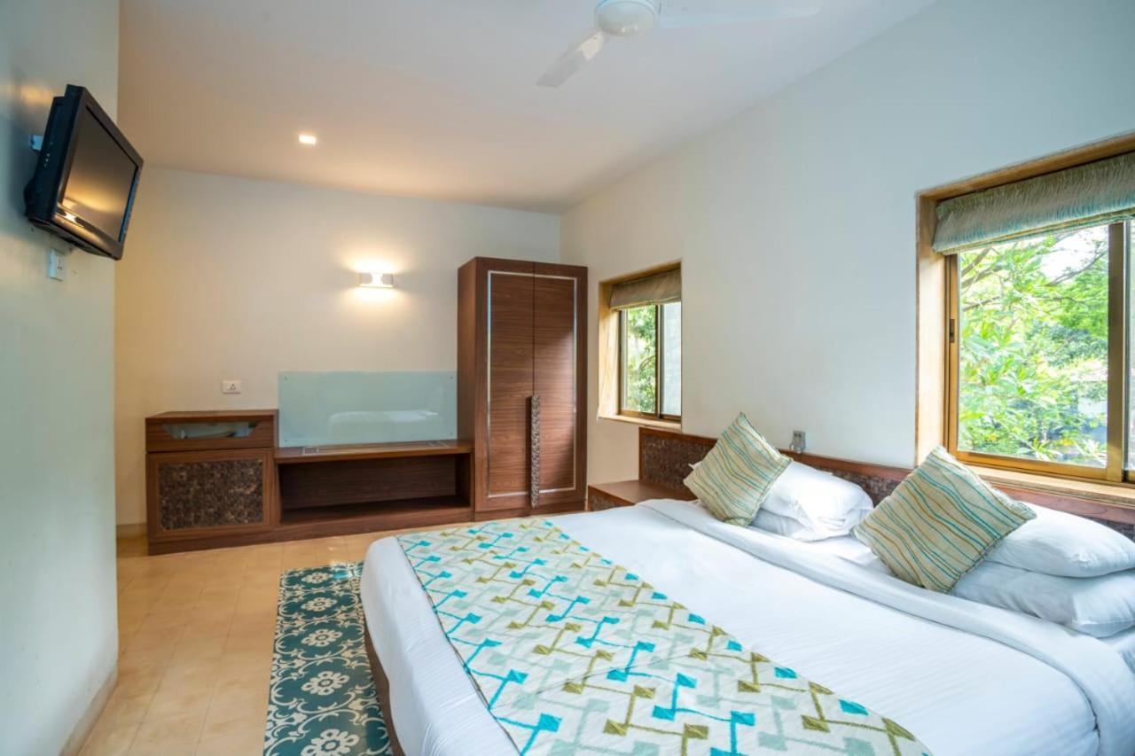 Holiday Goa Hotel อาร์โปรา ภายนอก รูปภาพ
