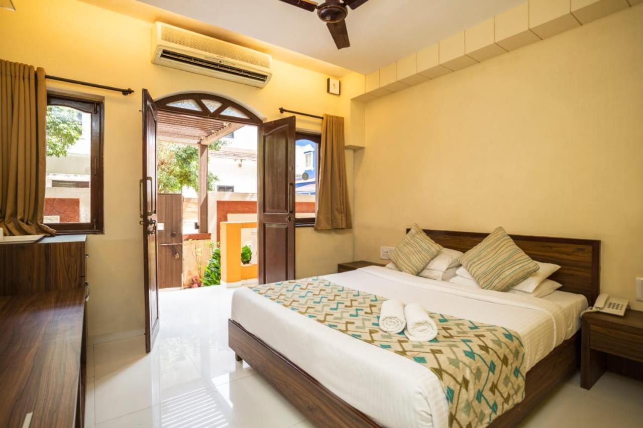 Holiday Goa Hotel อาร์โปรา ภายนอก รูปภาพ